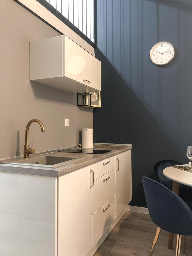 Airport Apartment วรอตซวาฟ ภายนอก รูปภาพ
